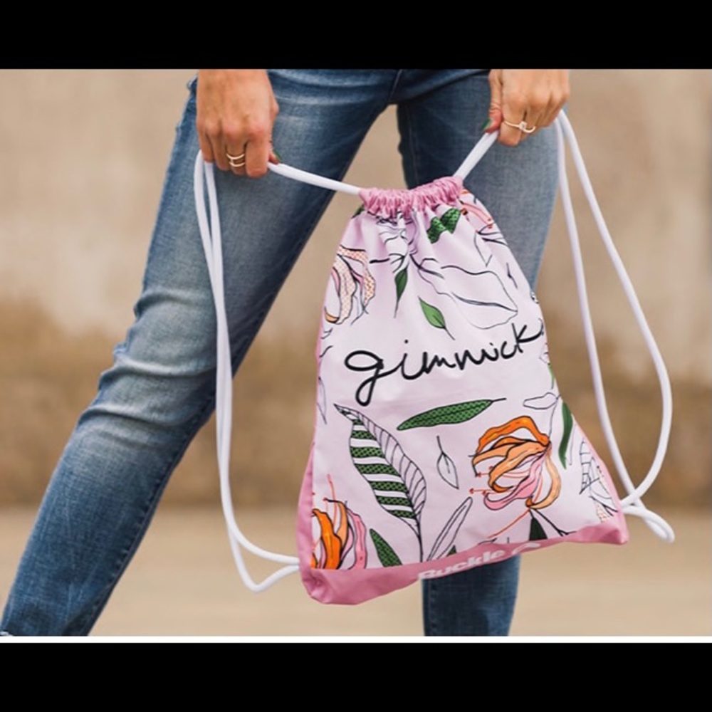 Buckle Gimmicks Drawstring Bag